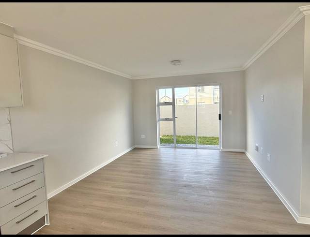 3 BEDROOM APARTMENT TO LET IN SUNNINGDALE
